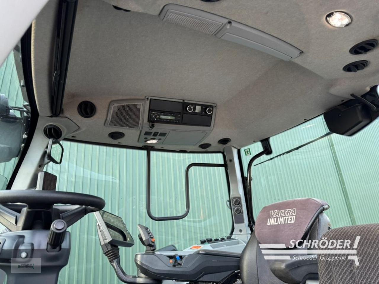 Traktor of the type Valtra T 175 ED | RTK | GEWÄHRLEISTUNG 12/2028, Gebrauchtmaschine in Twistringen (Picture 19)